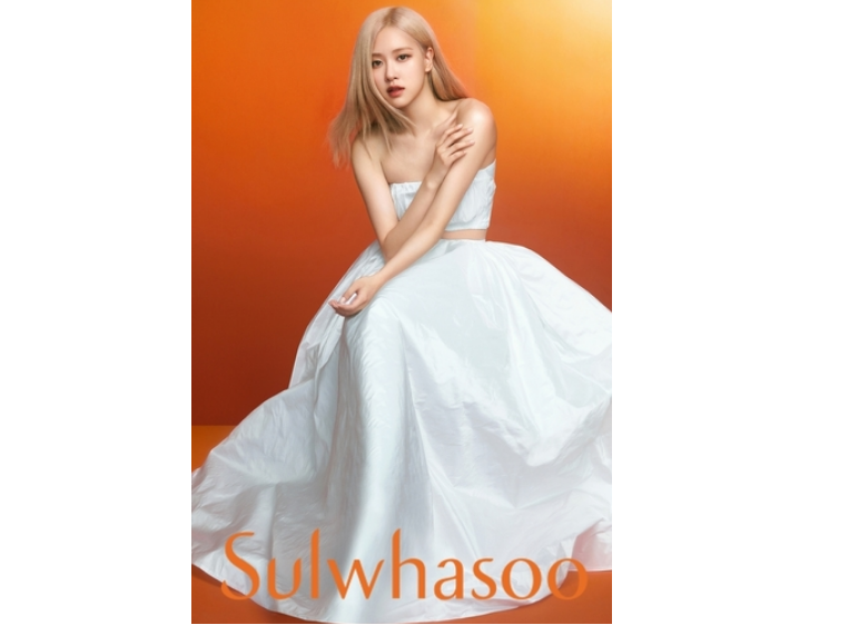 【3枚セット】Blackpink x Sulwhasoo ロゼ　インドネシア限定 3枚セットBlackpink x Sulwhasoo ロゼ インドネシア限定 - メルカリ