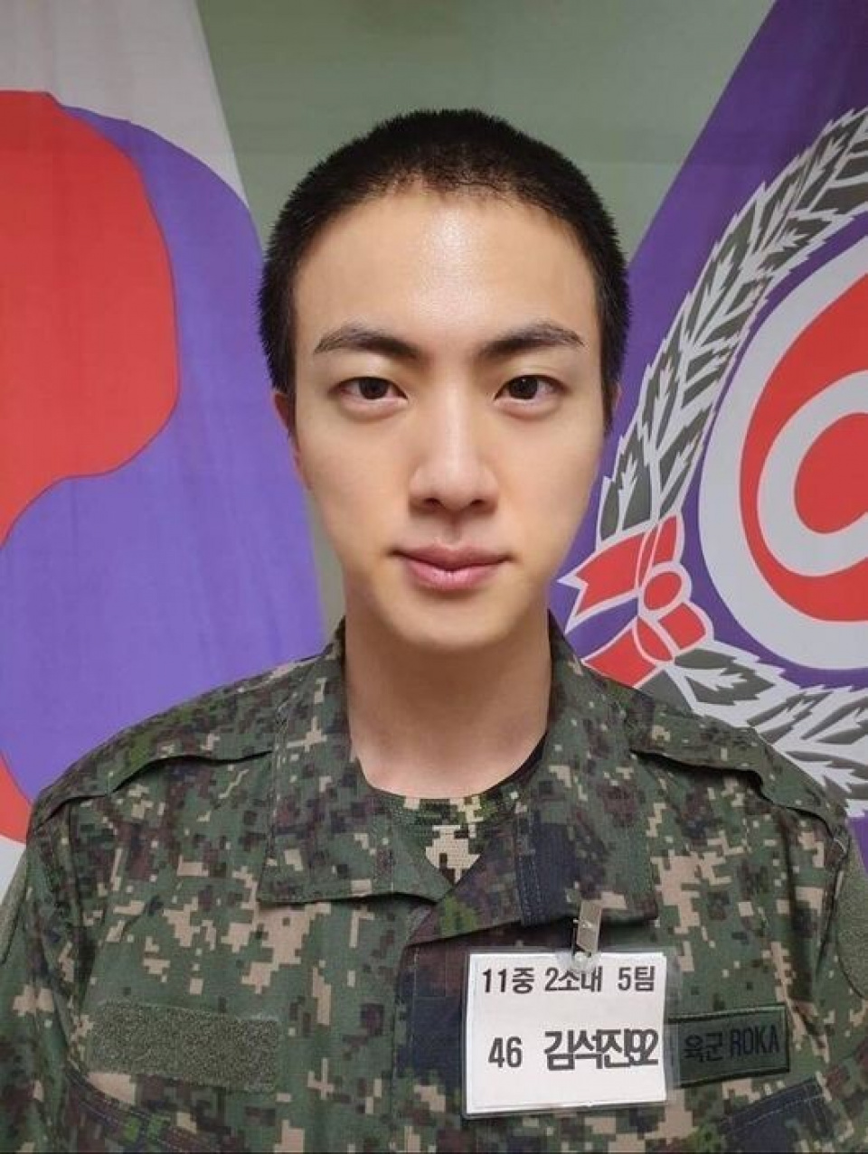 BTSのJIN、新兵教育隊「教官補佐」として服務「本人が志願」 | KOREA WAVE