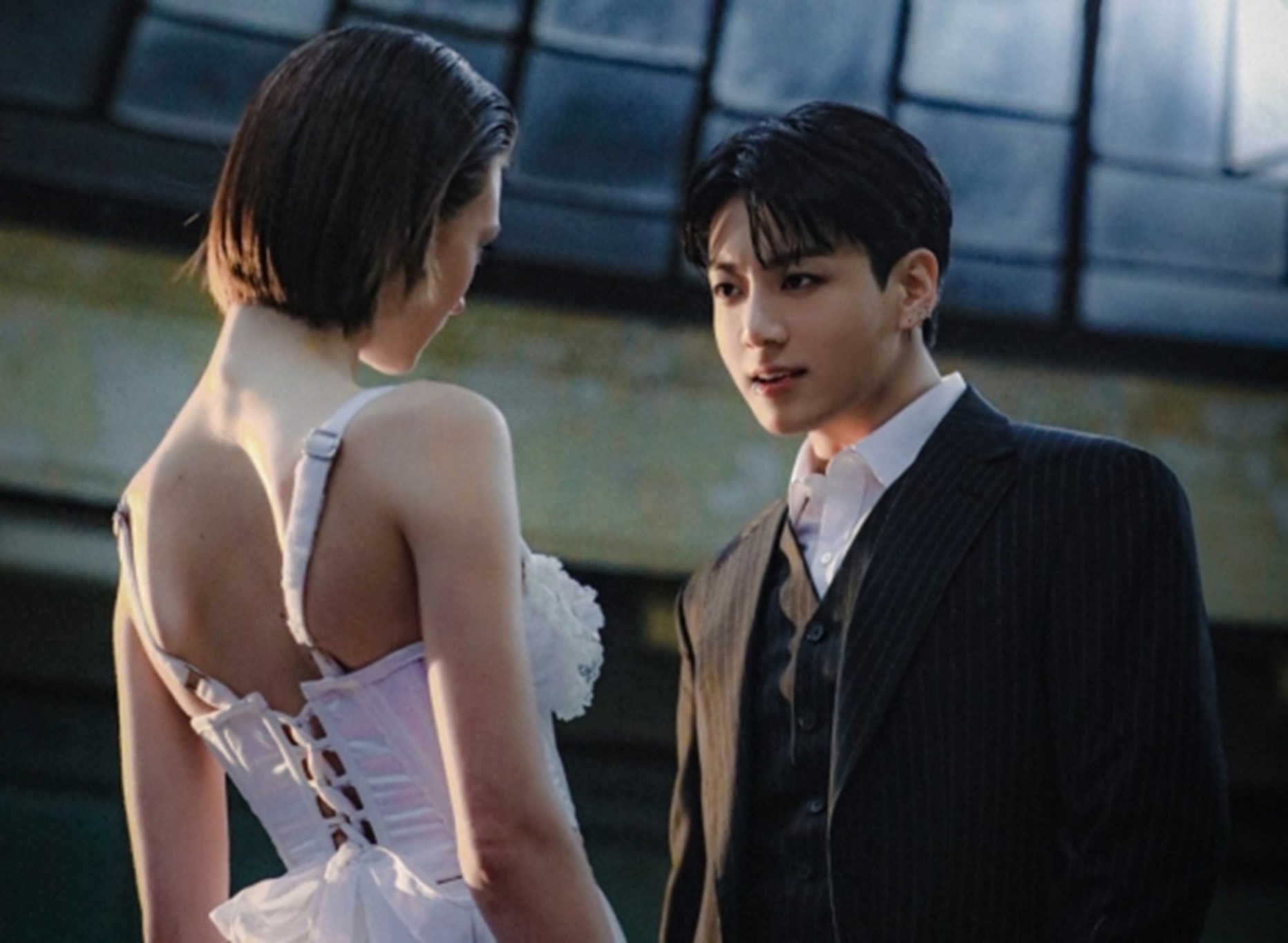 BTS JUNG KOOK「Standing Next to You」Spotifyが4億突破