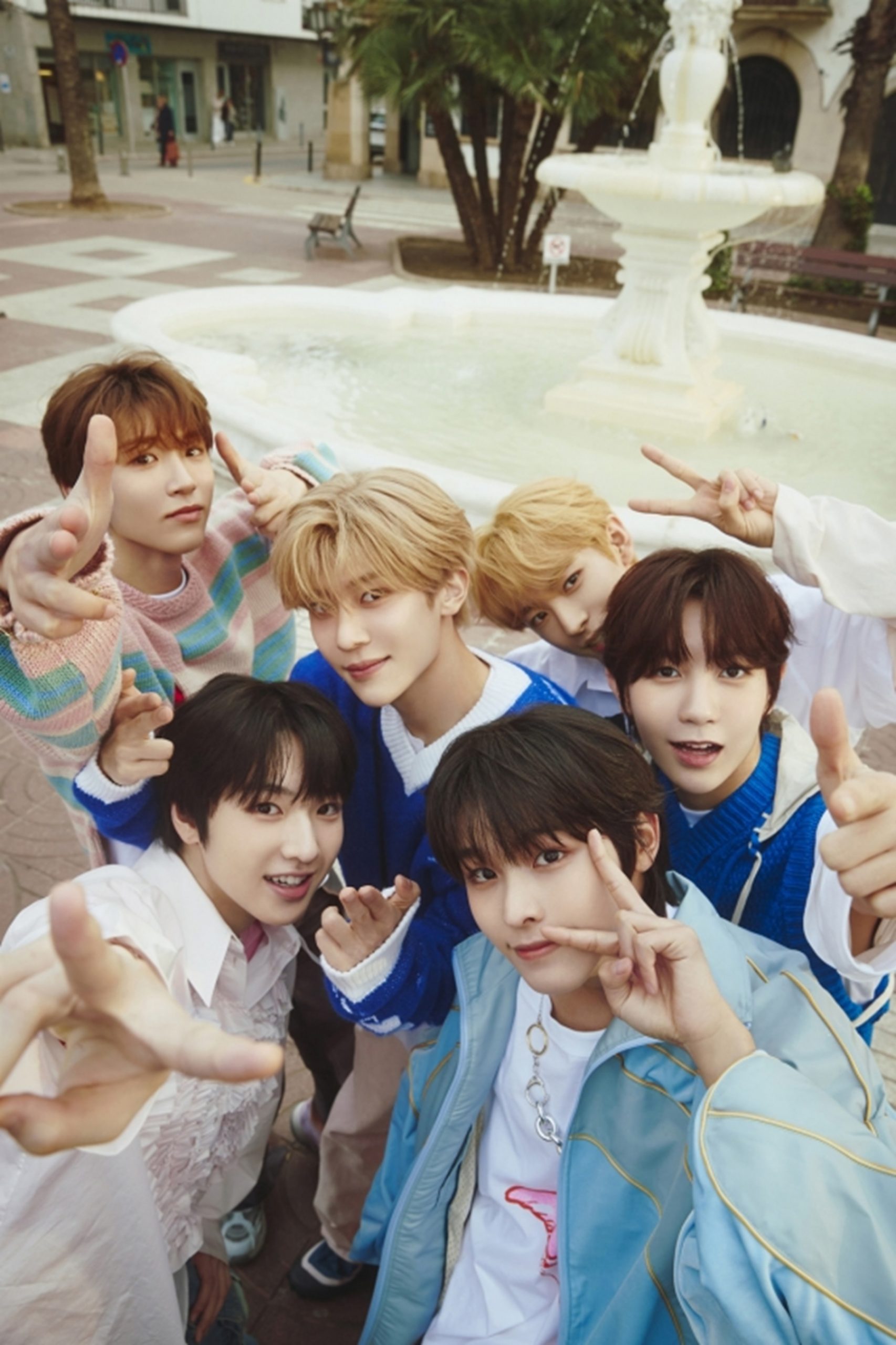 NCT(エヌシーティー) WIND AND WISH サクヤ ローグ 엠디 フリルキーホルダー