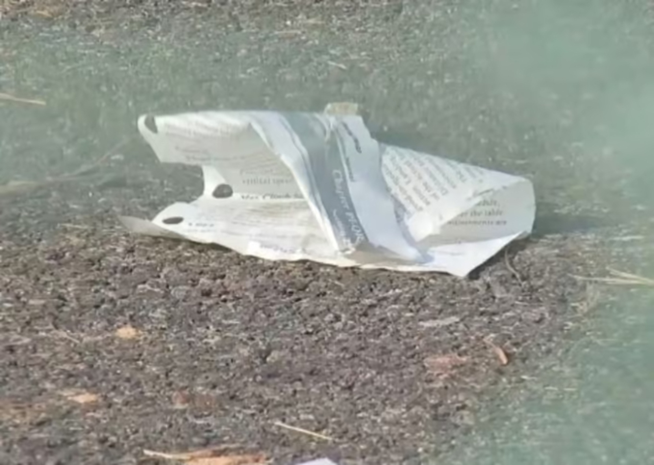 韓国・旅客機事故、機長が引き裂いた「2000ページ」運航マニュアル