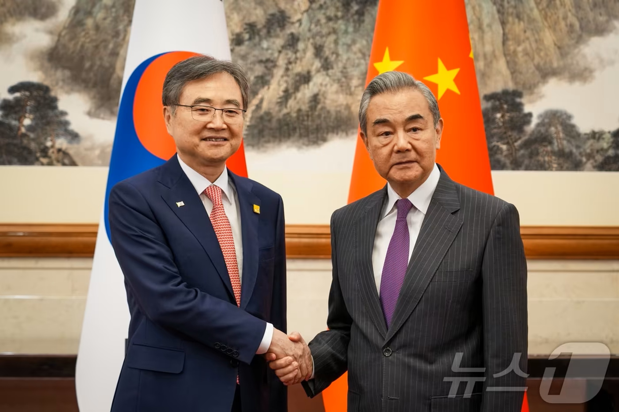 中国、韓国大統領の訪日に圧力…歴史・台湾問題で「正しい立場」要求 | KOREA WAVE